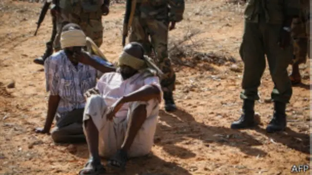 সোমালিয়ায় আল কায়েদার সাথে সম্পৃক্ত আল শাবাবের সদস্যরা (ফাইল চিত্র)