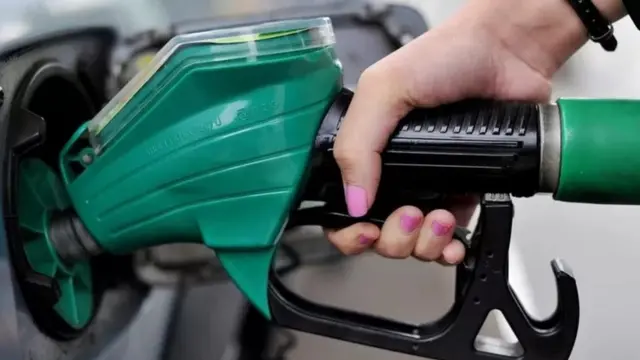 پیٹرول کی قیمت