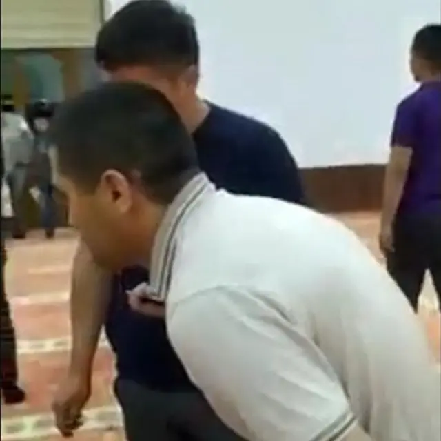 Масжиддаги сўроқ