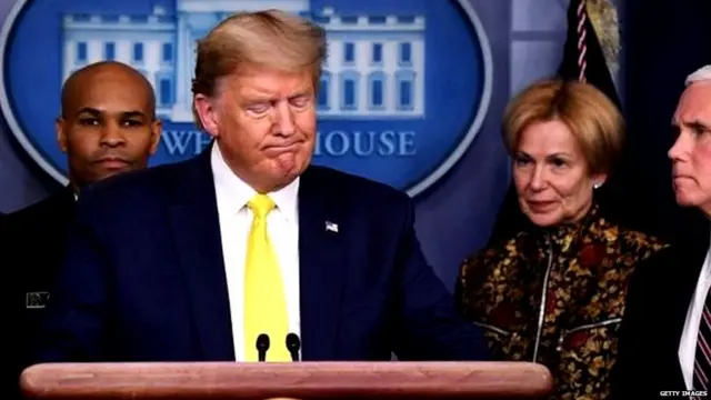 डोनल्ड ट्रंप