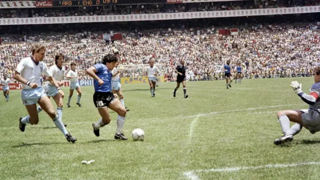 Segundo gol de Maradona contra Inglaterra en México 1986