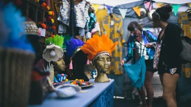 Гластонбери