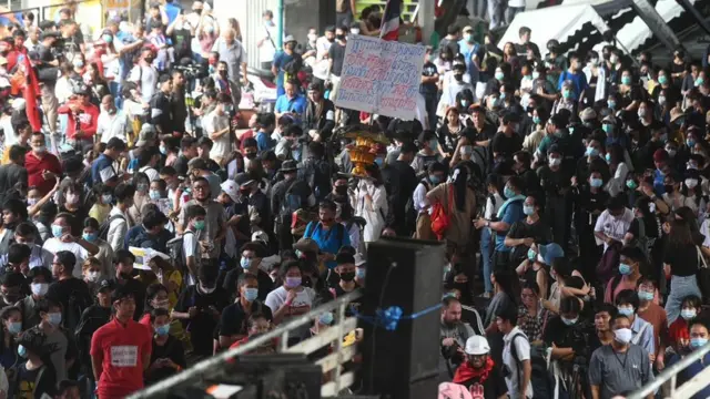 ชุมนุมนักเรียนเลว