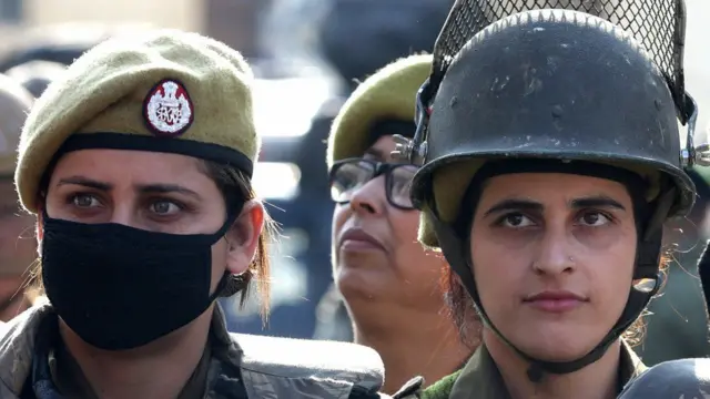 પ્રતીકાત્મક તસવીર