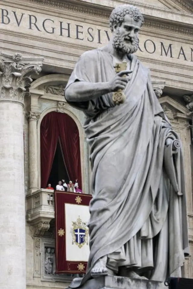 Daya daga cikin manyan gumakan da ke cikin cocin Saint Peter a Vatican