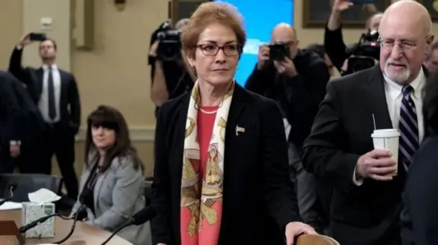 Марі Йованович