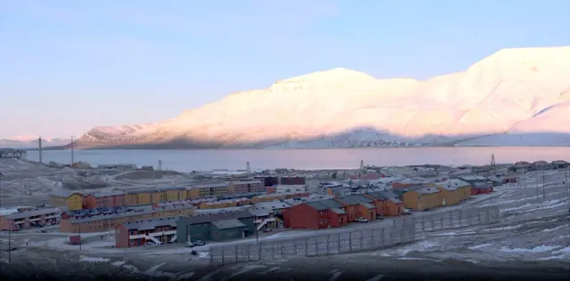 స్వాల్బార్డ్‌ రాజధాని లాంగియర్బన్‌