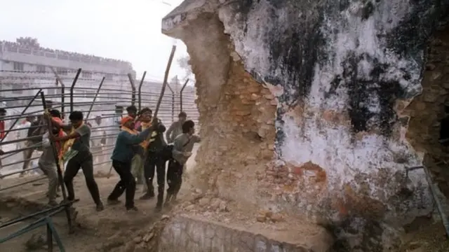 बाबरी मस्जिद, अयोध्या