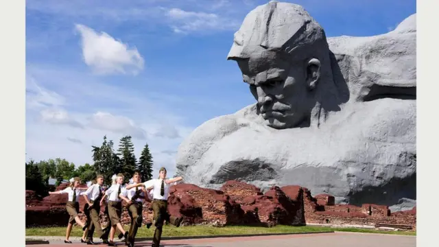 Брест, Белоруссия, 2008 г. ["Красное путешествие" #58]