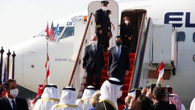 استیو منوچن، وزیر دارایی آمریکا همراه هیئت اسرائیلی به بحرین سفر کرد