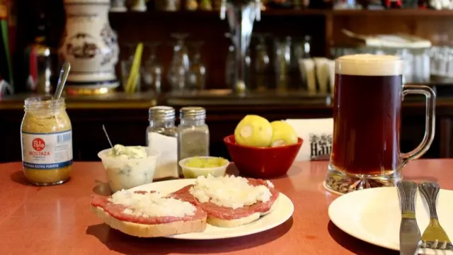 Uno de los "productos estrella" de Valdivia es el denominado "crudo". En la foto, el plato del restaurante Das Haus.