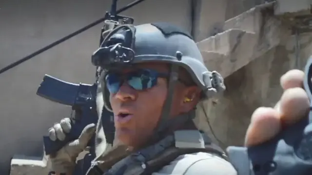 সিলভারকর্পের ভিডিওতে জর্ডান গাউড্রুকে দেখা যাচ্ছে নানা ভূমিকায়