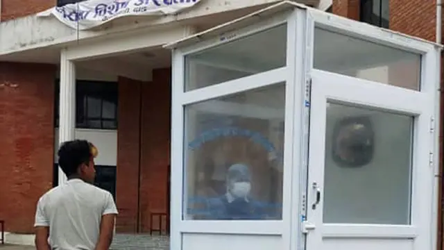 स्वाब सङ्कलन गर्ने बूथ