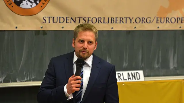 Vit Jedlicka es un político checo promotor de Liberland.