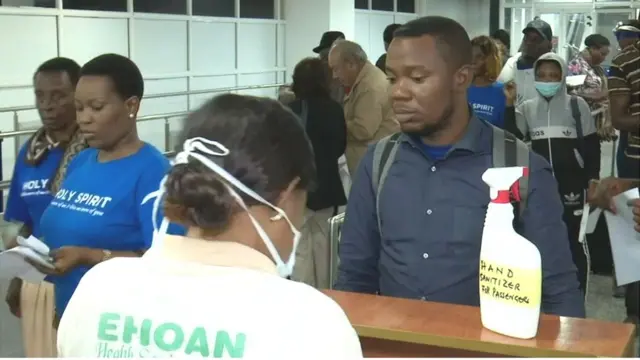 Awọn eero ni papakọ ofurufu Eko