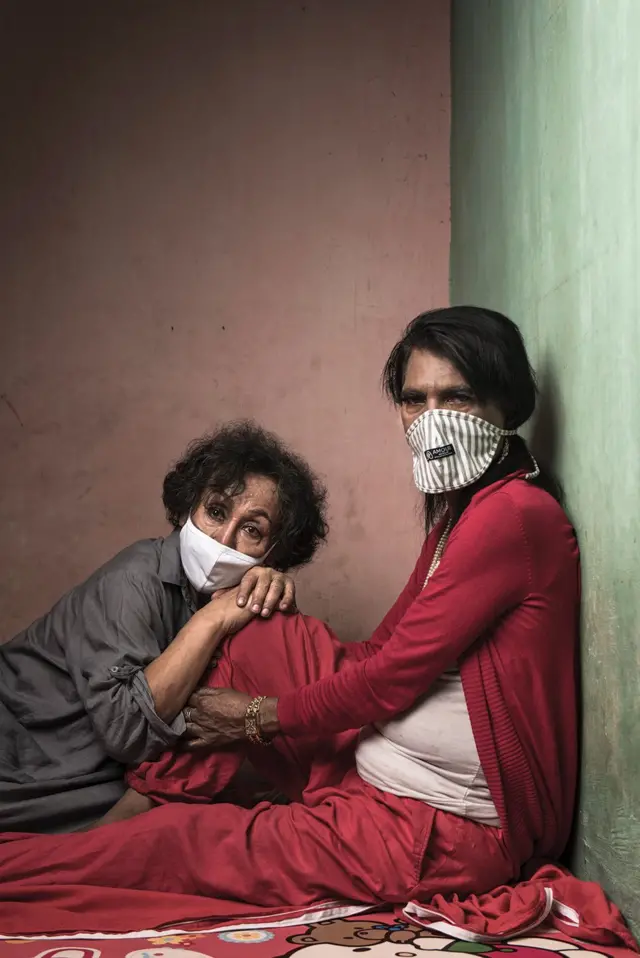 Mama Yuli and Mama Dona