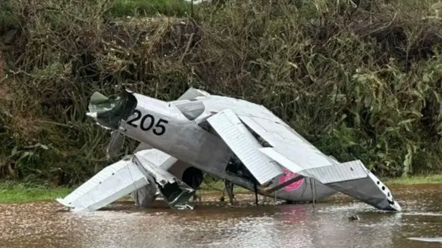 uništen mali avion u uraganu