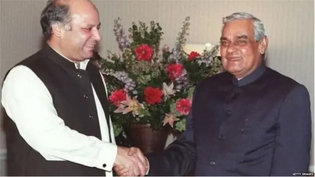 वाजपेयी नवाज शरीफ