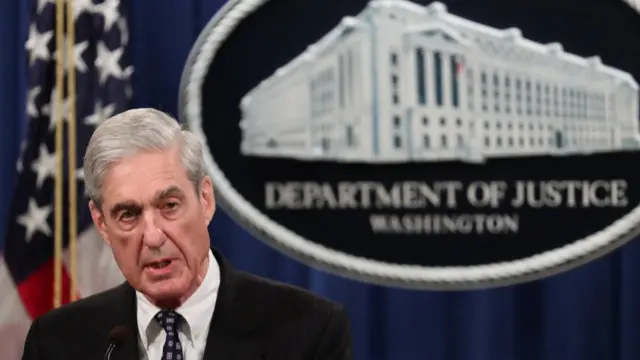 মার্কিন বিশেষ কাউন্সেল রবার্ট মুয়েলার তদন্ত শেষে সিদ্ধান্ত জানান যে, রাশিয়া ও ডোনাল্ড ট্রাম্প প্রচারণা শিবিরের মধ্যে এমন কোন আঁতাত পাওয়া যায়নি যে, ২০১৬ সালের নির্বাচনে হিলারি ক্লিনটনকে হারাতে রিপাবলিকান প্রার্থীকে সহায়তা করা হয়েছে।