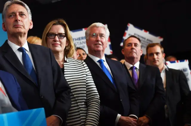 国际贸易部大臣利亚姆•福克斯博士