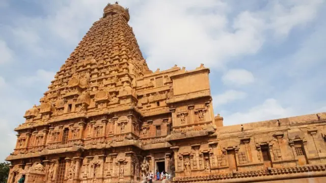 தஞ்சை பெரிய கோயில்