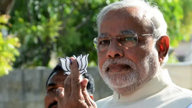 नरेंद्र मोदी