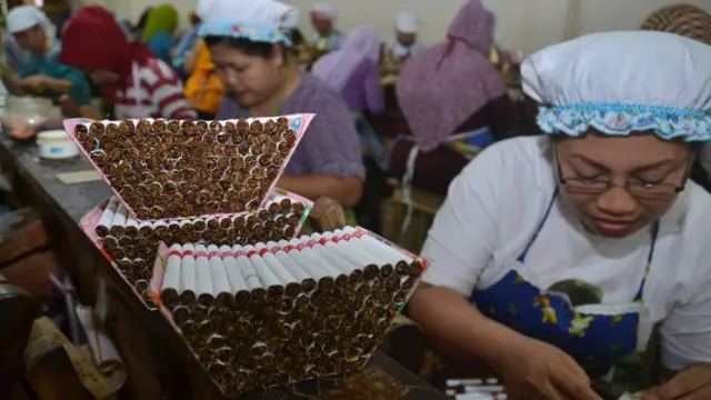 Cigarrillos de clavo en Indonesia