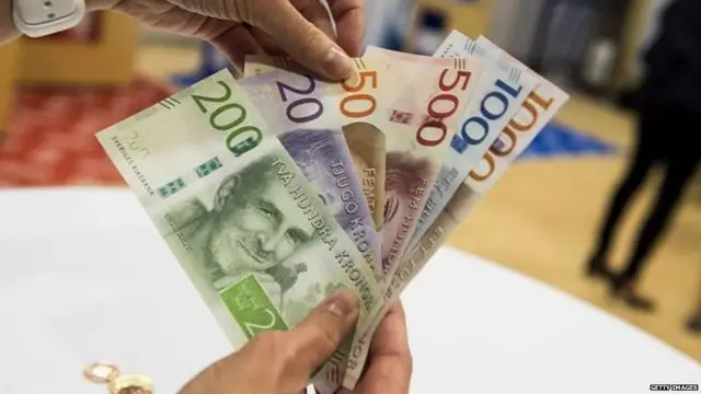 ਯੂਰਪੀ ਯੂਨੀਅਨ ਵਿੱਚ ਹੋਣ ਦੇ ਬਾਵਜੂਦ ਸਵੀਡਨ ਨੇ ਆਪਣੀ ਕਰੰਸੀ ਨਹੀਂ ਬਦਲੀ ਹੈ