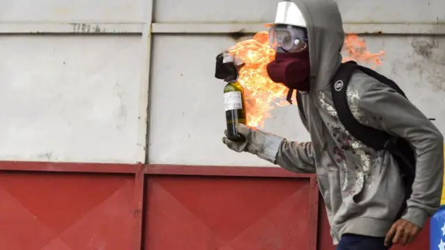 Протесты на улицах Венесуэлы