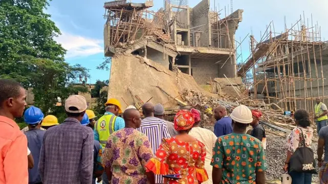 Ndị mmadụ na-enye aka ịzọpụta ndị tọrọ n'ime ụvụrụ aja