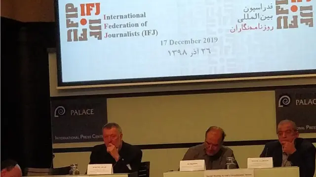 فدراسیون بین‌المللی روزنامه‌نگاران نهادی متشکل از انجمن‌های صنفی روزنامه‌نگاران در سراسر جهان است و بیش از ۶۰۰ هزار عضو دارد