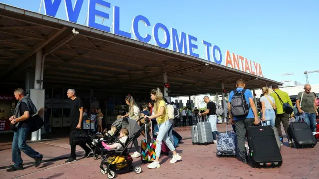 Туристы в Анталье