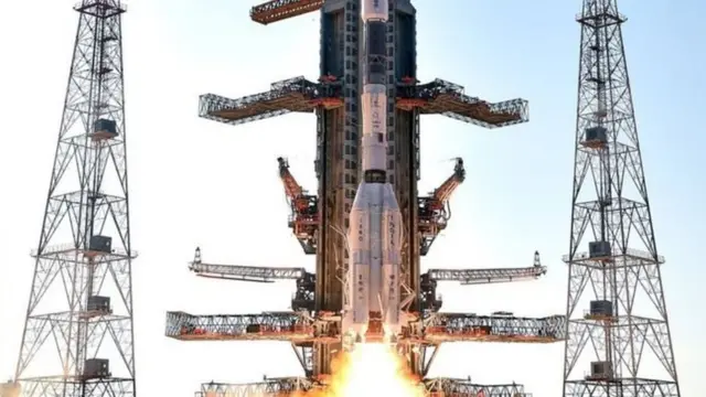 சூரியனின் வெளிப்பரப்பை ஆராய "மிஷன் ஆதித்யா' திட்டம்