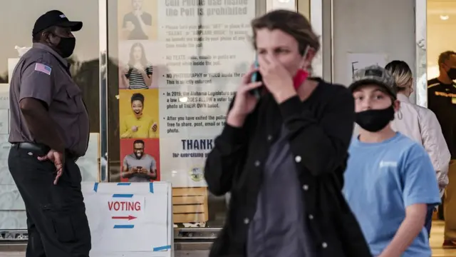 Американцы на избирательном участке