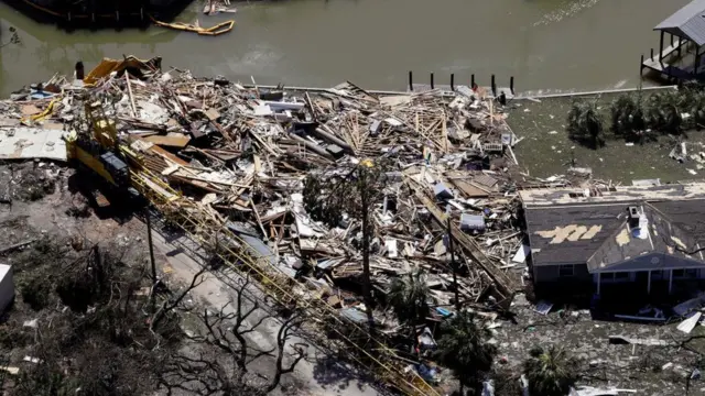 Imagen aérea de la devastación del huracán Michael en Mexico Beach.