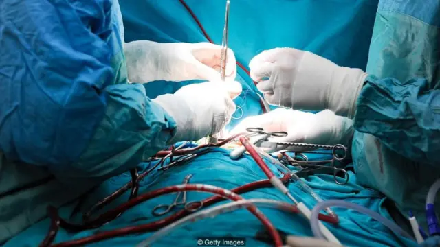 பிற்பகல் நேரத்தில் அறுவை சிகிச்சையை வைத்துக் கொள்வது நோயாளி மீண்டு வருவதற்கான வாய்ப்பை அதிகரிக்கச் செய்யும். ஆனால் அது பெரிய தழும்பை ஏற்படுத்தக் கூடும்.