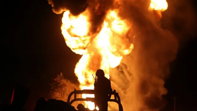 Los accidentes por el robo de combustible son frecuentes en México.