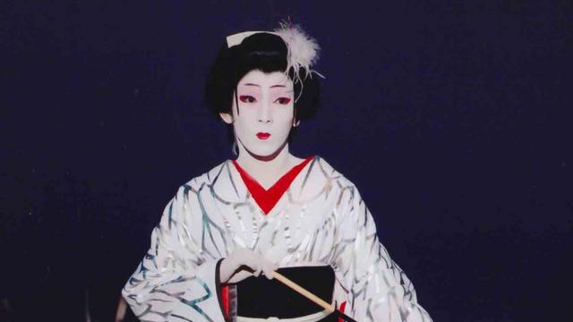 An onnagata performer in Japanese Kabuki theatre