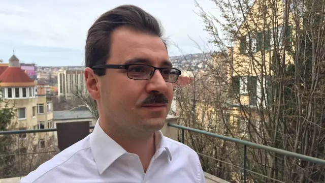 Миклош Санто