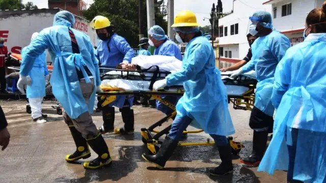 rescate de evacuados en Tula