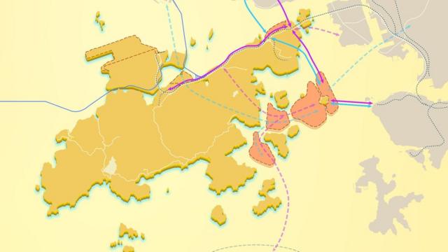 "明日大嶼"計劃包括建造多個人工島（圖中粉紅色範圍），並用多個新的道路和鐵路網絡（紫色和藍色線所示）把它與香港其他地方連接起來。