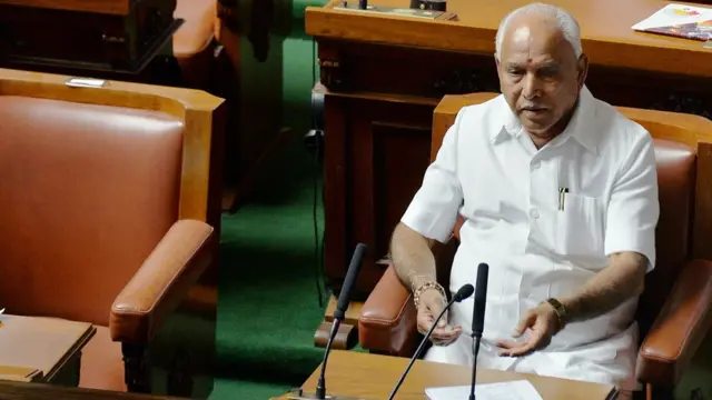 कर्नाटक विधानसभा में इस्तीफे से पहले येदियुरप्पा