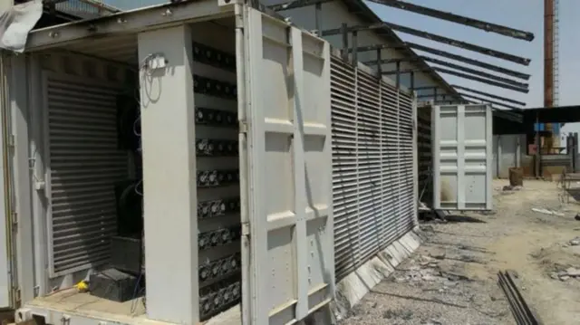 مزرعه استخراج بیت‌کوین در ایران