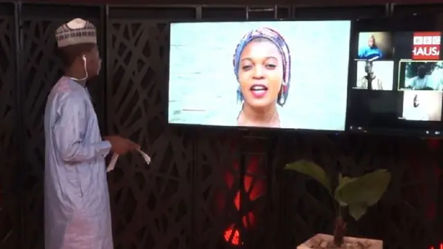 Haruna Ibrahim Kakangi yana jagorantar shirin 'A Fada a Cika ta na'urar zamani ta Zoom