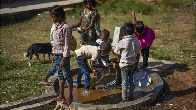 మధ్యాహ్న భోజన పథకం