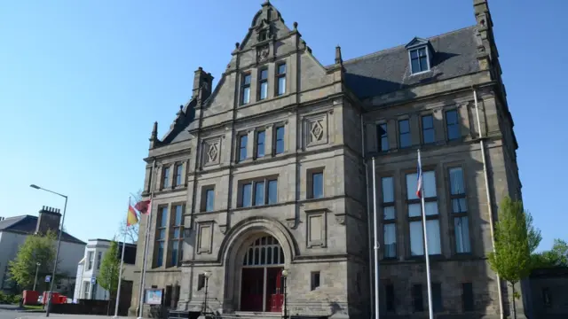 Здание ратуши в Аллоа