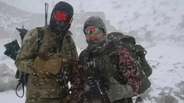 नेपालको उच्च हिमाली भूभागमा नेपाली सेनाको रेन्जर्स गणसँग अमेरिकी सेनाले संयुक्त तालिम गर्दै आएको छ