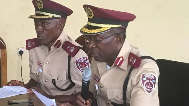 Ndị ọrụ nchekwa njem okporoụzọ