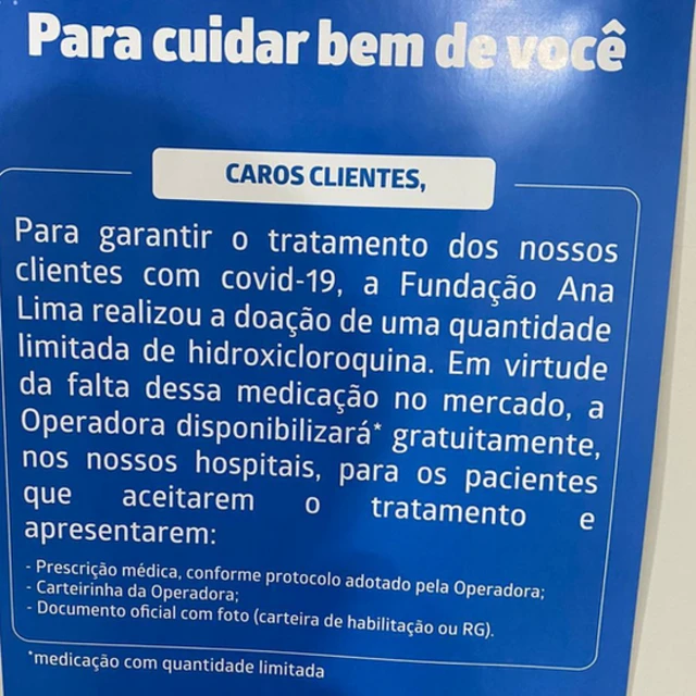 Folheto com mensagem da Hapvida divulgando a hidroxicloroquina distribuída gratuitamente na empresa