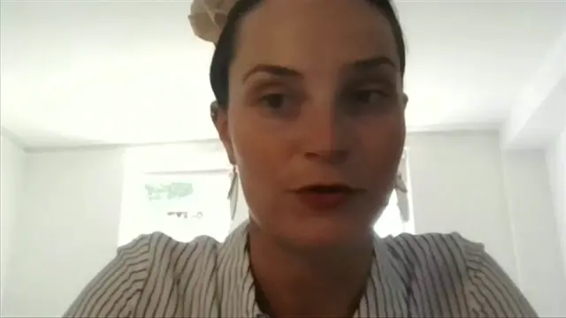 د.دنيا محلولي - أستاذة الإعلام العالمي بكلية الدراسات الشرقية والإفريقية بجامعة لندن